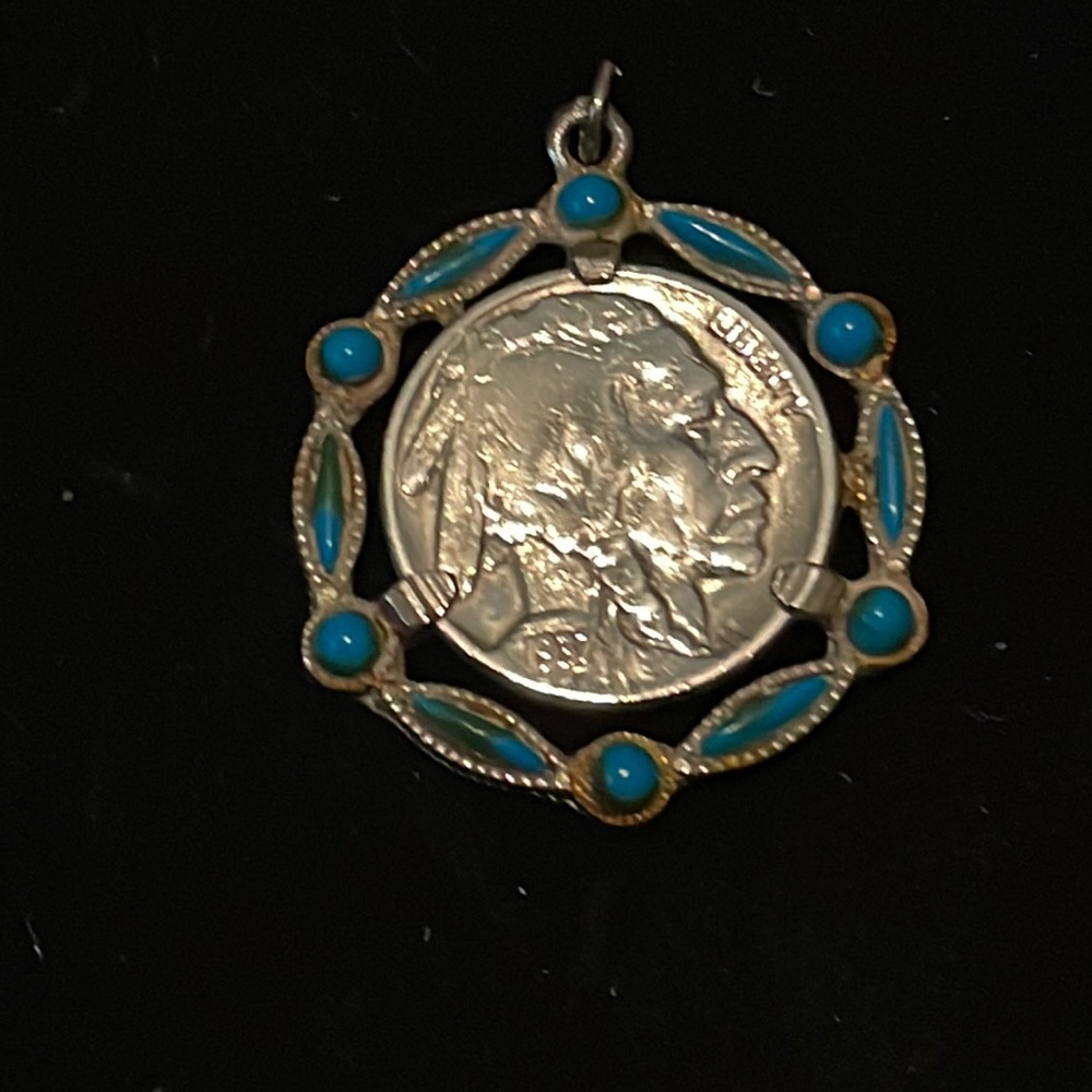 Beautiful buffalo nickel Pendant turquoise